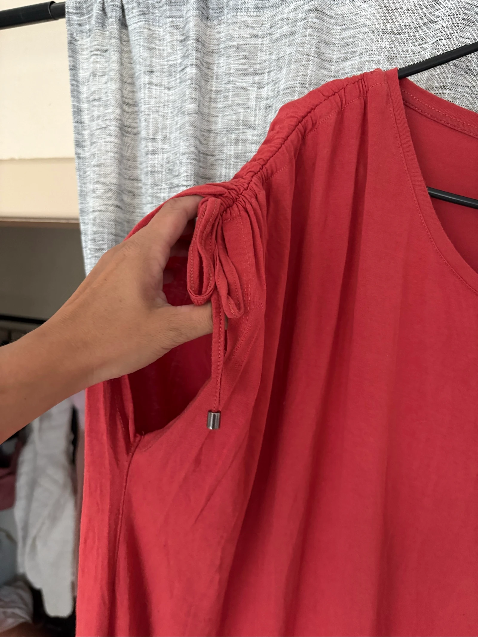 Camiseta feminina 52/54 coral em ótimo estado – photo 4